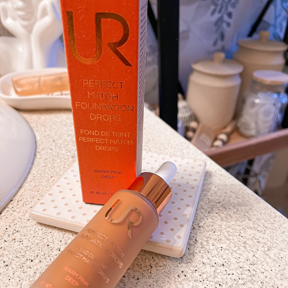 Urban Retreat PERFECT MATCH FOUNDATION DROPS
SHADE: Warm Pink Deep